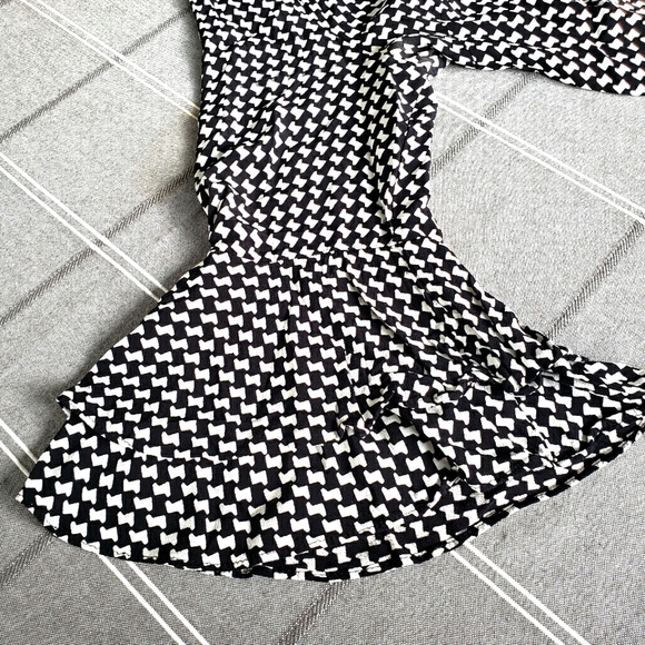 Zara Woman flared 3/4 length sleeve - Picture 5 of 5